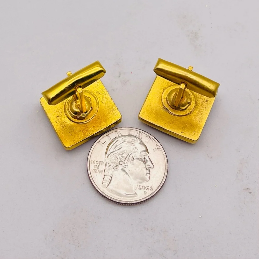 Striking Vintage Genuine Polished Blue Lace and Gold Tone Cufflinks